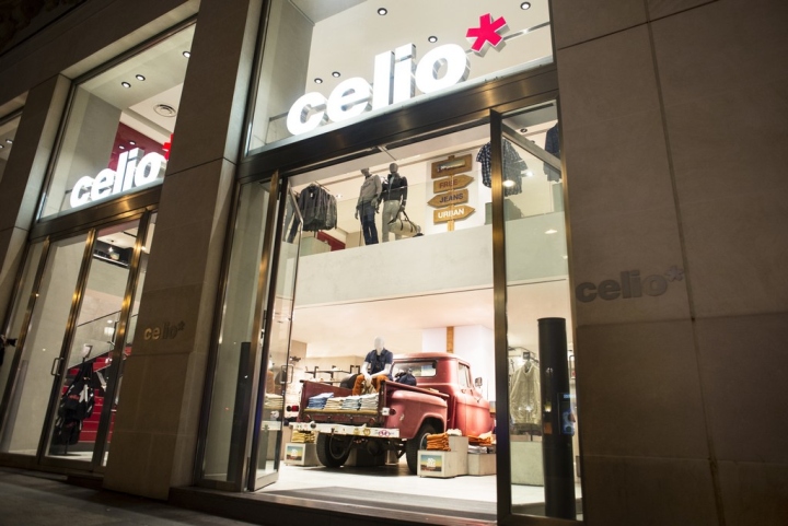 celio旗艦店“On the Road”主題櫥窗設(shè)計(jì)