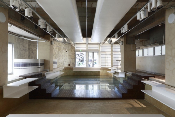 the POOL Aoyama 概念店空間設(shè)計